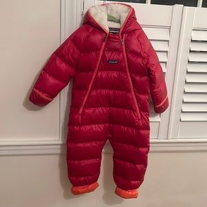 Patagonia snowsuit. Very warm!